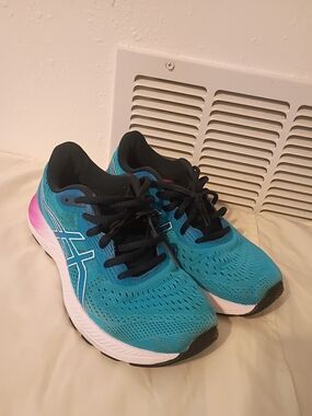 ASICS Teal Running Sneakers with Pink Gradient Heel